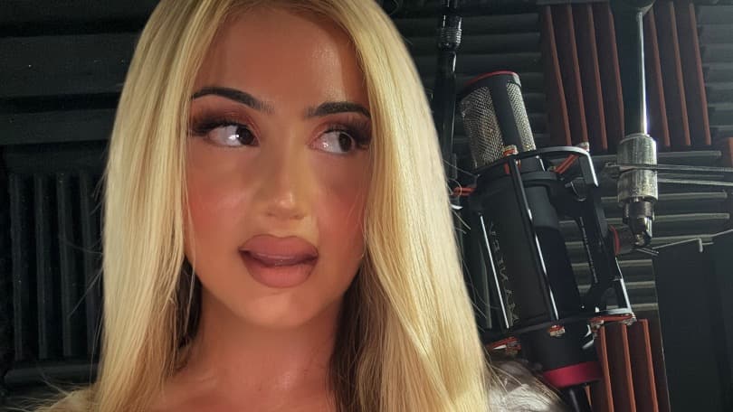 studio bts with nadia✨🎧