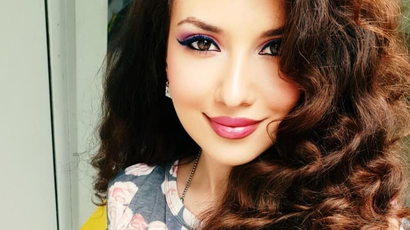 Giulia Mihai's Live Stream