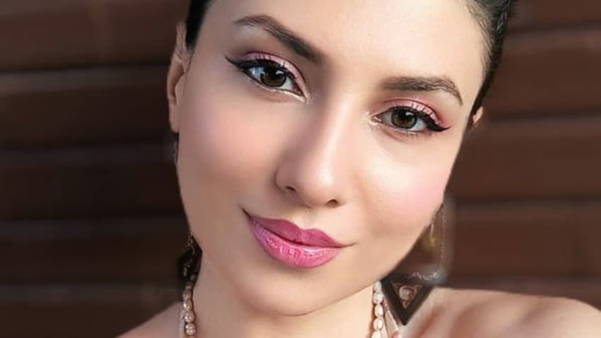 Giulia Mihai's Live Stream